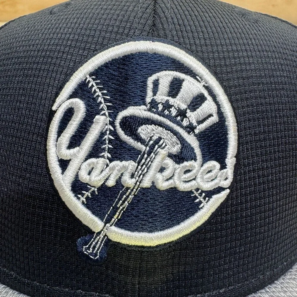 NEW New York Yankees New Era Navy 2025 Batting Practice 59FIFTY Fitted Hat Sz 8